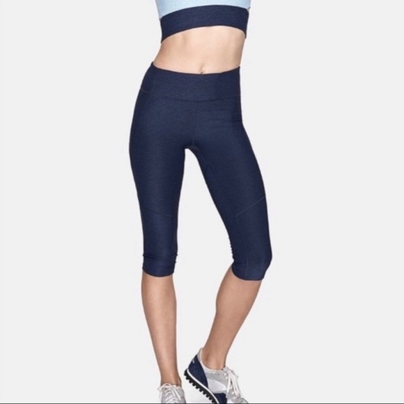Outdoor voices navy blue cropped workout leggings - Picture 3 of 10